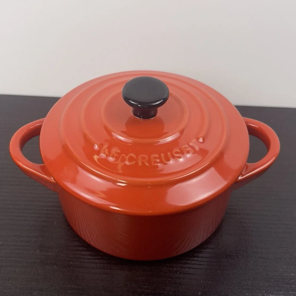 Le Creuset 2X Mini Round Cocotte 8 oz Cerise Stoneware Set of 2 w/Lids New Red